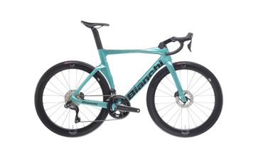 Bianchi Vélo Carbone OLTRE COMP ULTEGRA DI2 DISC 12V BIANCHI 2025 2025 Road & Gravel d'occasion