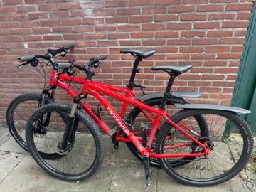 Gebrauchtes Cannondale Trail Women's 5 2021 2021 Mountainbike, Rot, 29 — Bild 1 von 3