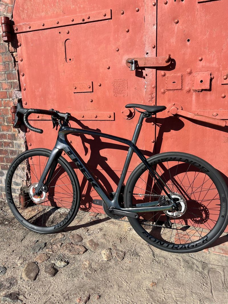 Trek Domane SL 7 2021 2021 Road & Gravel de segunda mano, Negro — imagen 6 de 7