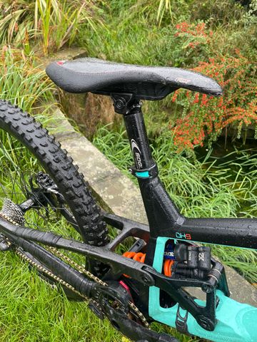 Used Polygon COLLOSUS DH9 2020 2020 Mountainbike, Black, 27.5 (650B) — image 7 of 11