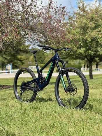 Used Santa Cruz MEGATOWER R / Carbon C 2023 2023 Mountainbike, Blu — image 4 of 23