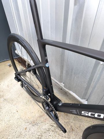 Tweedehands Scott Addict 30 2025 Road & Gravel — afbeelding 4 van 6