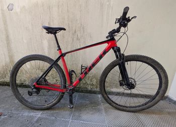 Brugt Trek Procaliber 9.5 2024 2024 Mountainbike — billede 2 af 24