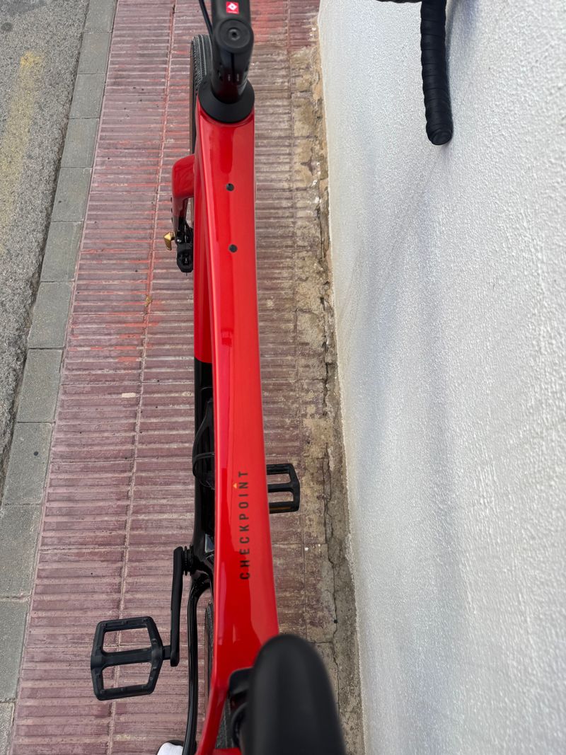 Used Trek Checkpoint SRAM Apex 2024 Road & Gravel, Red — image 3 of 12