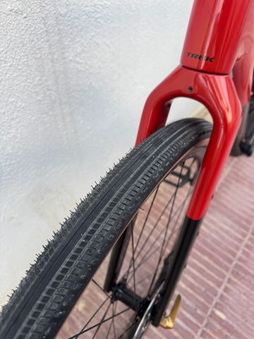 Used Trek Checkpoint SRAM Apex 2024 Road & Gravel, Red — image 4 of 12