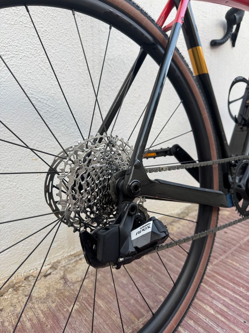 Used Trek Checkpoint SRAM Apex 2024 Road & Gravel, Red — image 10 of 12