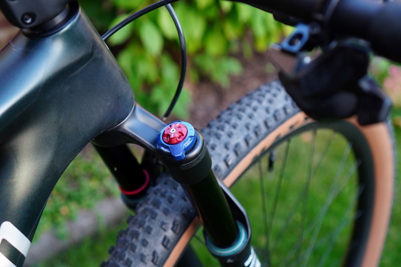 Used Specialized Epic 2022 Mountainbike, Black — image 6 of 11