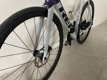 Brugt Trek Émonda SL 6 Di2 2023 2023 Road & Gravel — billede 3 af 5