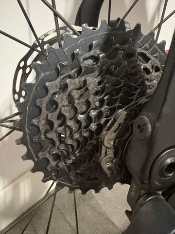 Gebrauchtes Fuji Transonic 2.1 2020 2020 Road & Gravel, Schwarz — Bild 29 von 78