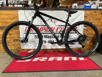Used Cannondale Trail 5 2021 2021 Mountainbike, Black, 29 — image 2 of 6