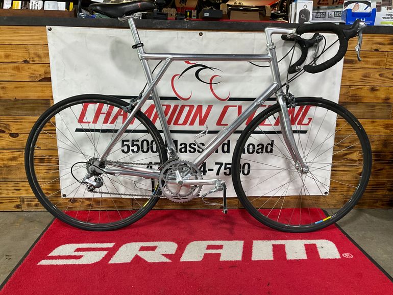 Used GT 1994 Strike 1994 Road & Gravel, Light Gray — image 1 of 6