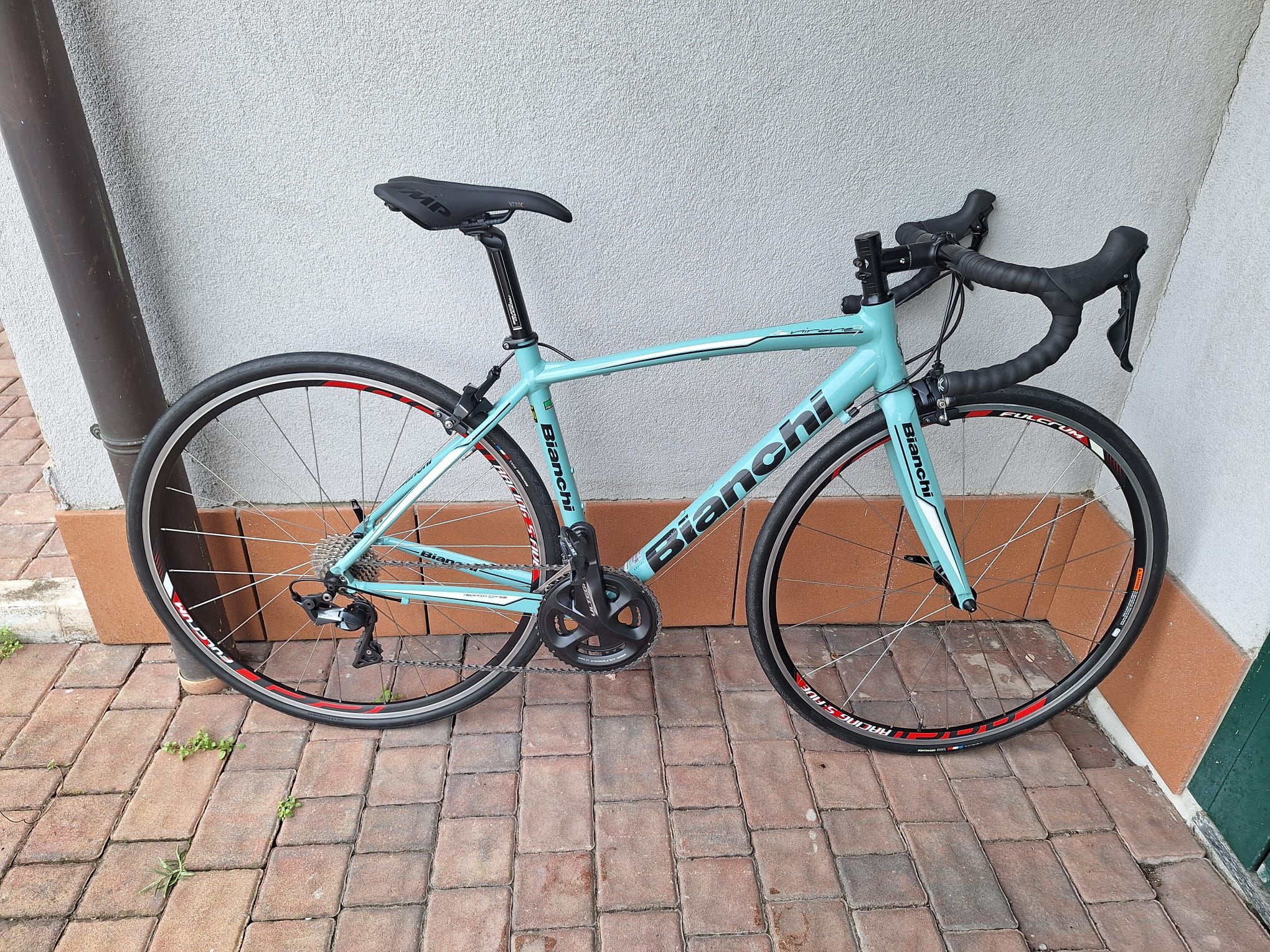 Bianchi Via Nirone Ultegra 2020