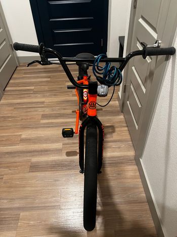 Used SE BIKES So Cal Flyer 24 2024 Mountainbike, Orange — image 8 of 13