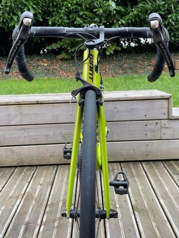 Used Giant Tcr Shimano Ultegra 2020 Road & Gravel, Green — image 8 of 8