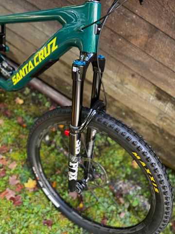 Used Santa Cruz Hightower SRAM GX Eagle AXS (T-Type) 2025 Mountainbike, Green — image 7 of 14
