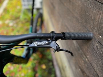 Used Santa Cruz Hightower SRAM GX Eagle AXS (T-Type) 2025 Mountainbike, Green — image 2 of 14