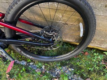 Used Trek Fuel EXe 8 GX AXS T-Type 2024 2024 Mountainbike, Red, 29 — image 4 of 16