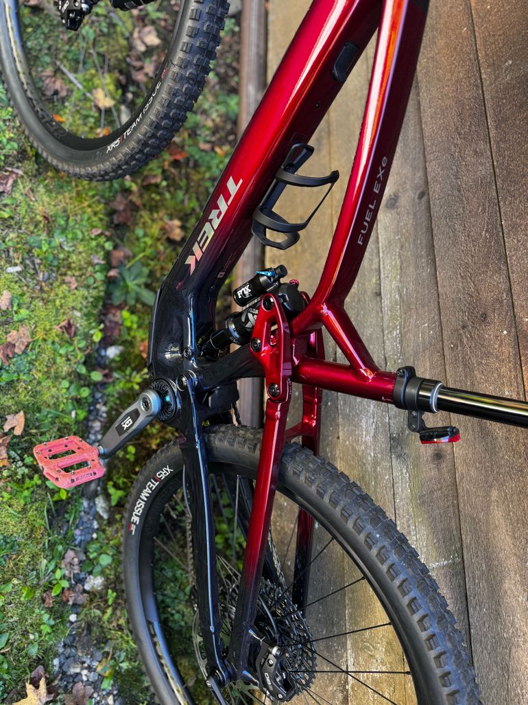 Used Trek Fuel EXe 8 GX AXS T-Type 2024 2024 Mountainbike, Red, 29 — image 5 of 16