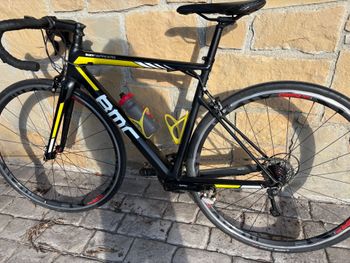 Used BMC teammachine SLR03 2017 2017 Road & Gravel — image 1 of 9