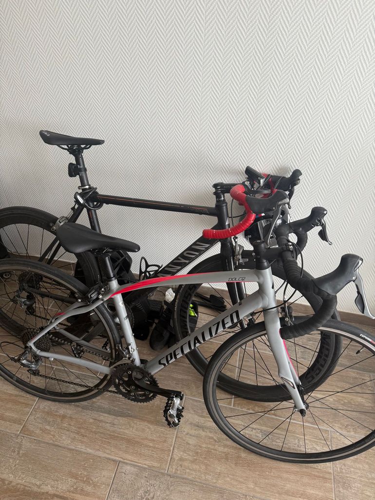 Used Specialized Dolce 2017 2017 Road & Gravel — image 1 of 6