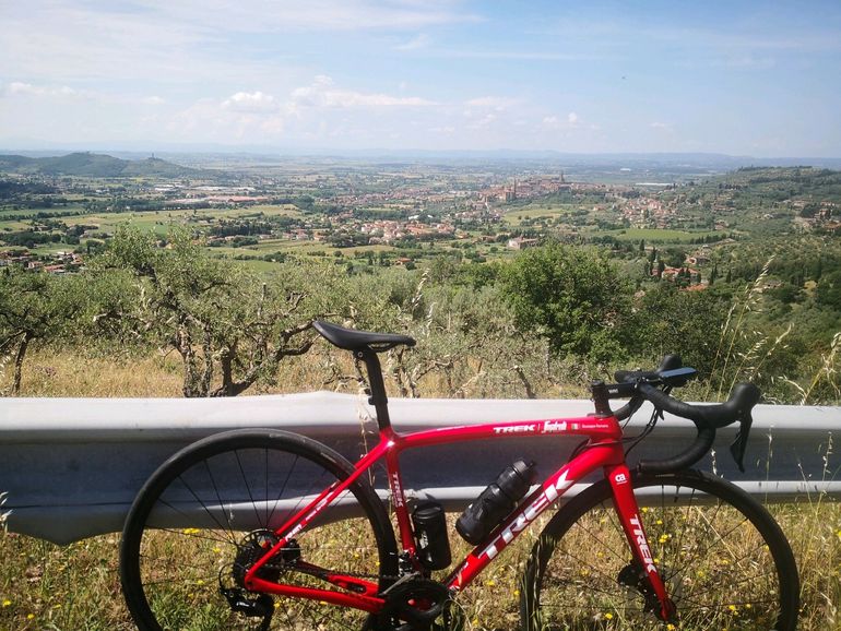 Used Trek Emonda Shimano 105 2019 Road & Gravel, Red — image 9 of 11