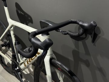 Brugt Trek Madone 8 SLR 2025 Road & Gravel — billede 4 af 6