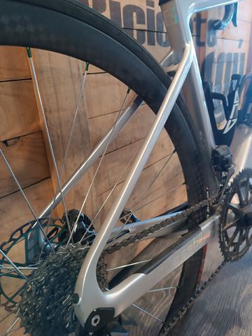Used Twitter RAINBOW 2023 Road & Gravel, Light Gray — image 6 of 7
