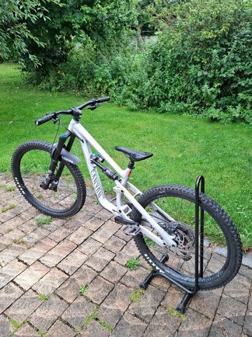 Used Canyon Torque Mullet AL 7 2024 2024 Mountainbike, Light Gray, 29, 27.5 — image 2 of 6