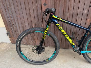 Gebrauchtes Cannondale F-Si Carbon 2 2017 2017 Mountainbike, Blau, 27, 5 (650B) — Bild 6 von 14