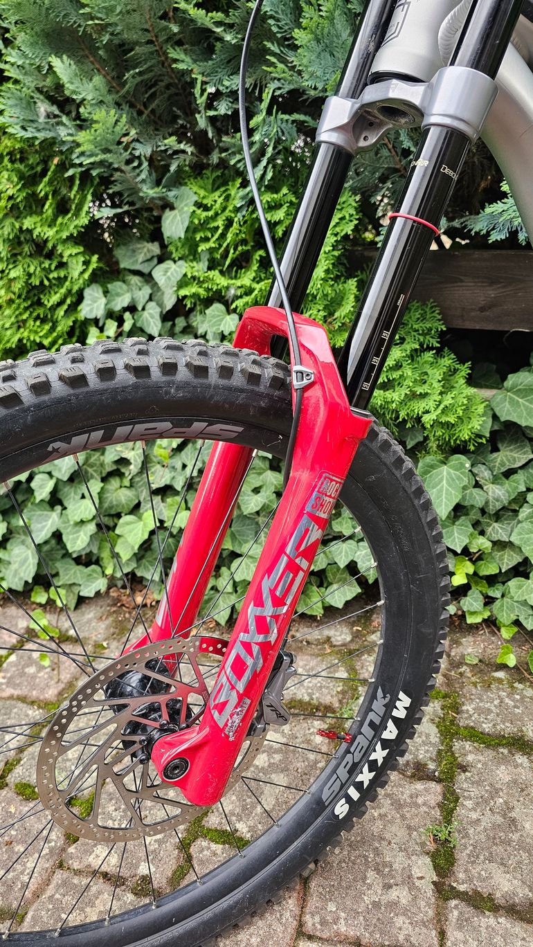 Używany Commencal Supreme DH V4 XS 2022 Road & Gravel — zdjęcie 5 z 9