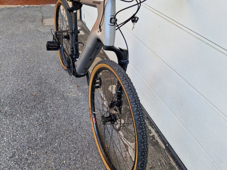 Used Cannondale Topstone Neo Carbon Lefty 3 2021 2021 Road & Gravel, Hellgrau — image 11 of 19