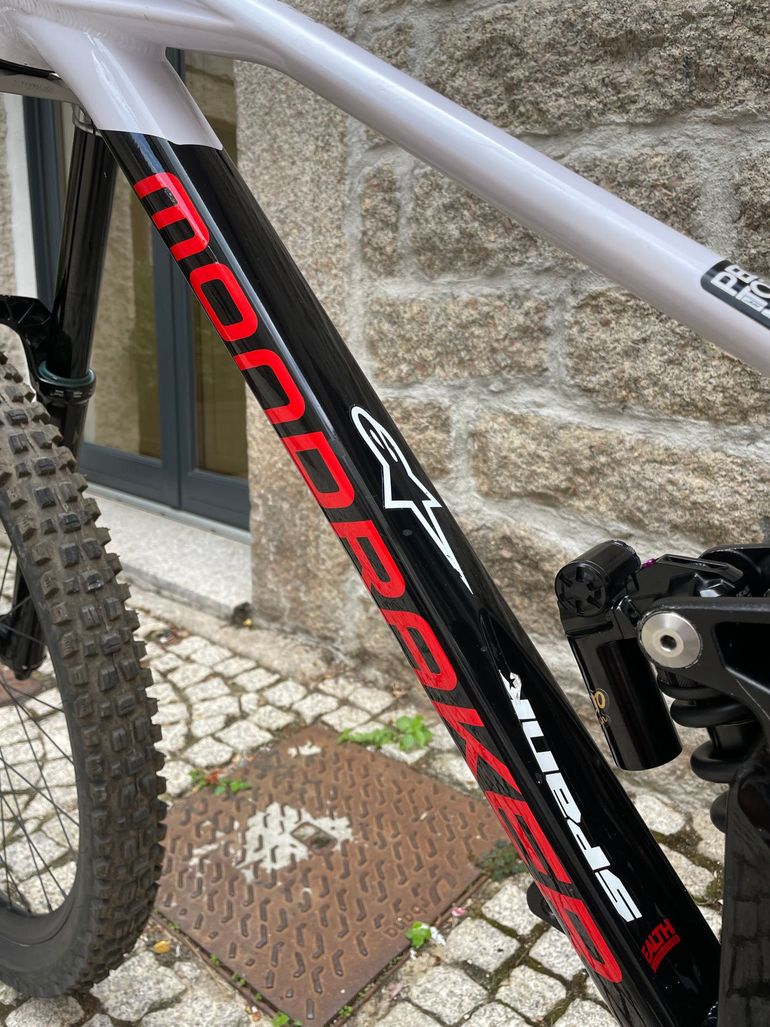 Used Mondraker Summum Shimano Saint 2021 Mountainbike, Black — image 12 of 20