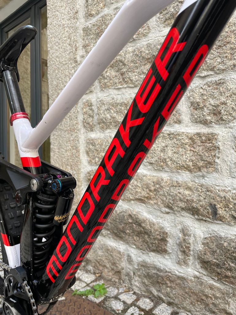 Used Mondraker Summum Shimano Saint 2021 Mountainbike, Black — image 11 of 20