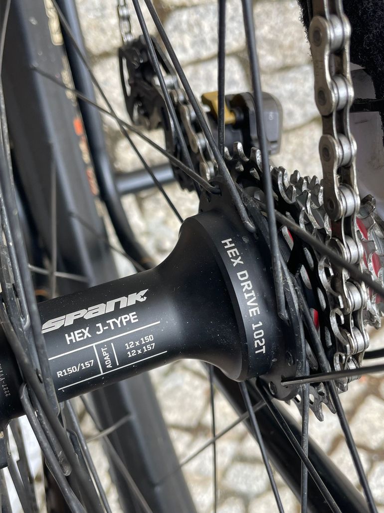 Used Mondraker Summum Shimano Saint 2021 Mountainbike, Black — image 20 of 20