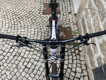 Used Mondraker Summum Shimano Saint 2021 Mountainbike, Black — image 6 of 20