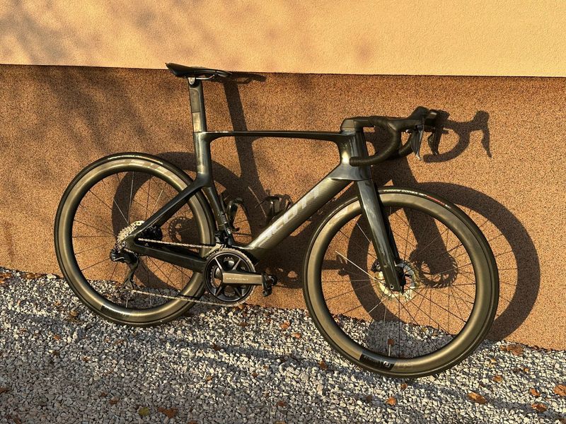 Tweedehands Scott Foil Shimano Ultegra Di2 2024 Road & Gravel