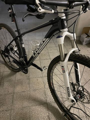Used Trek Superfly 5 2017 2017 Mountainbike, Black, 27.5, 29 — image 3 of 4