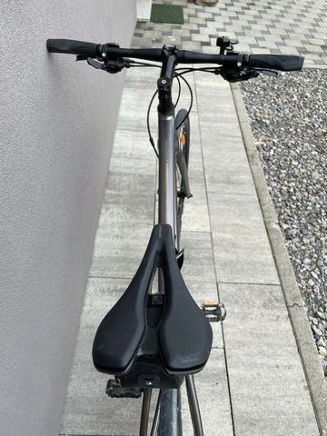 Used Giant Fastroad 2022 Road & Gravel, Black — image 2 of 3