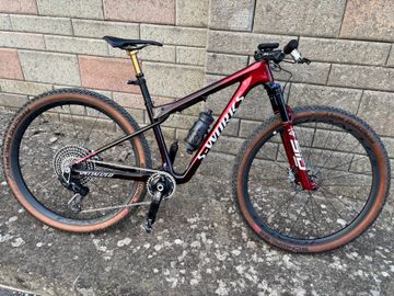 Gebrauchtes Specialized Epic Sram Eagle Transmission XX SL 2024 Mountainbike, Rot, 29 — Bild 1 von 3