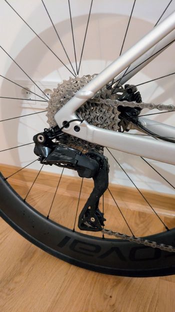 Used Specialized Allez Sprint 2023 Road & Gravel, Light Gray — image 4 of 9