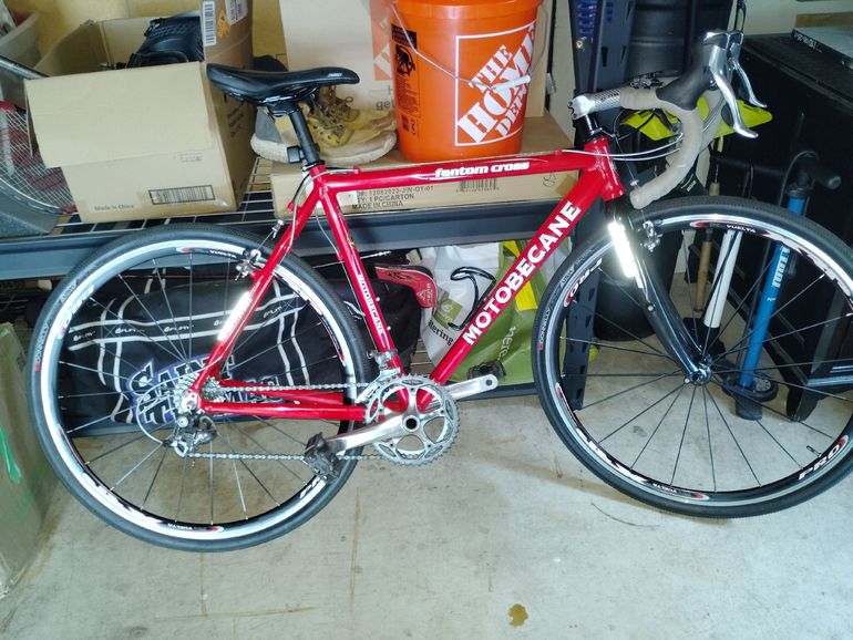 Fantom Team Motobecane Fantom Elite Full Suspension Mountain Bikes