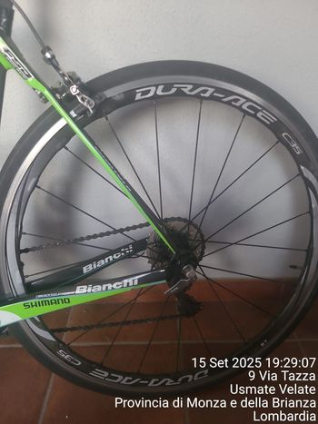 Used Bianchi Oltre XR2 2016 Road & Gravel, Verde — image 3 of 4