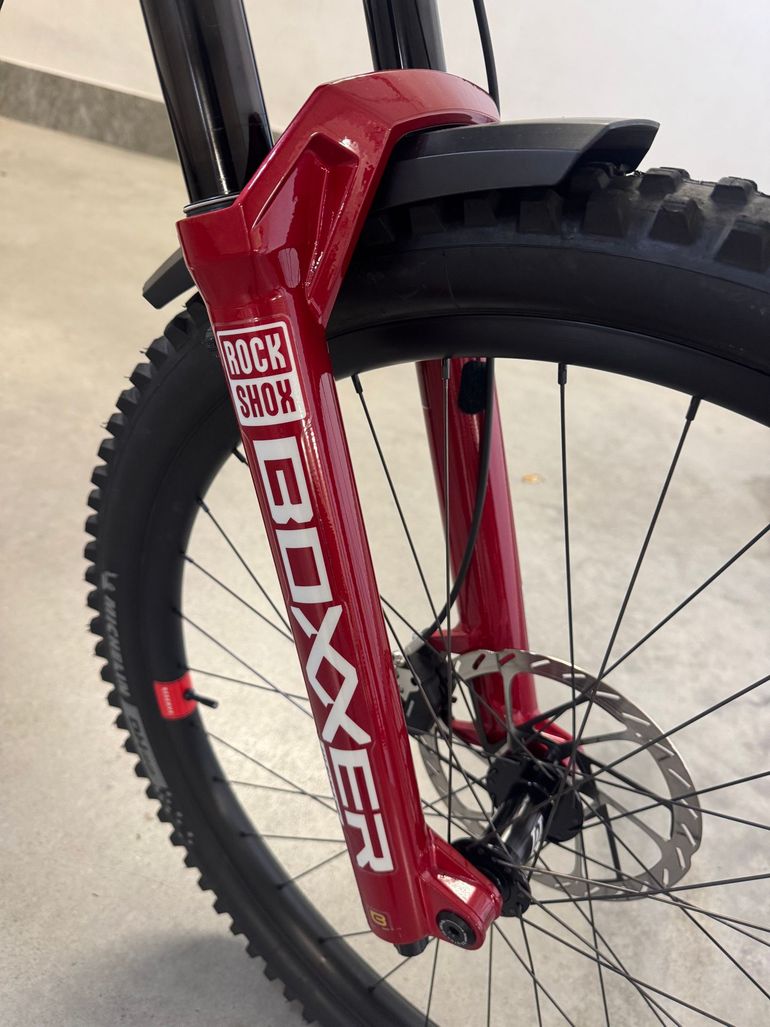 Použité Santa Cruz V10 2025 Mountainbike — obrázek 6 z 7