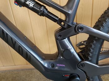 Used Canyon Neuron:ONfly CF 8 2024 2024 Mountainbike — image 7 of 11