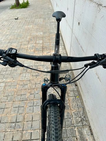 Orbea OIZ M30 2021 2021 Mountainbike usato, Grigio chiaro — immagine 5 di 5