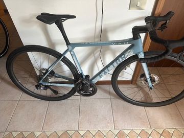 Used Factor VAM 2023 Road & Gravel, Blue — image 1 of 12