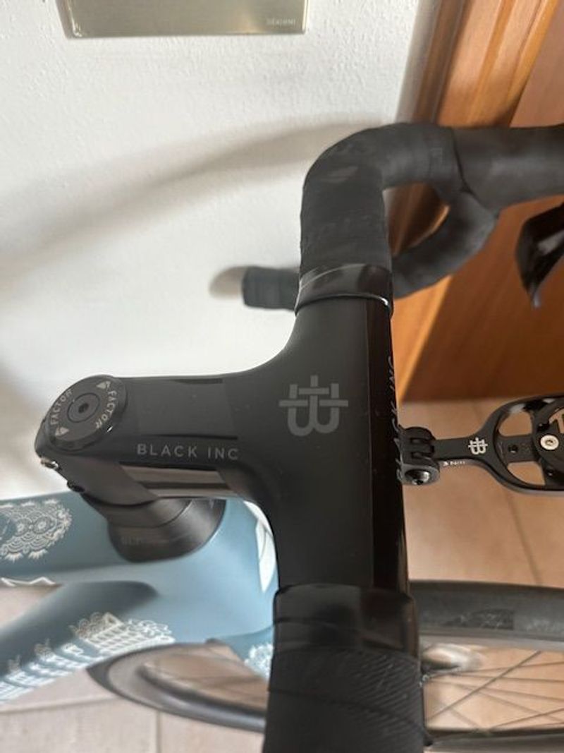 Used Factor VAM 2023 Road & Gravel, Blue — image 3 of 12