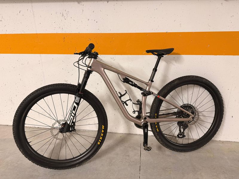 Used Specialized Epic SRAM XX SL Eagle AXS (T-Type) 2024 Mountainbike, Light Gray — image 9 of 22