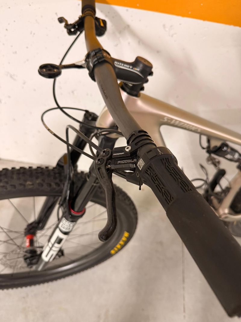 Used Specialized Epic SRAM XX SL Eagle AXS (T-Type) 2024 Mountainbike, Light Gray — image 3 of 22