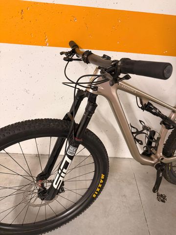 Used Specialized Epic SRAM XX SL Eagle AXS (T-Type) 2024 Mountainbike, Light Gray — image 7 of 22